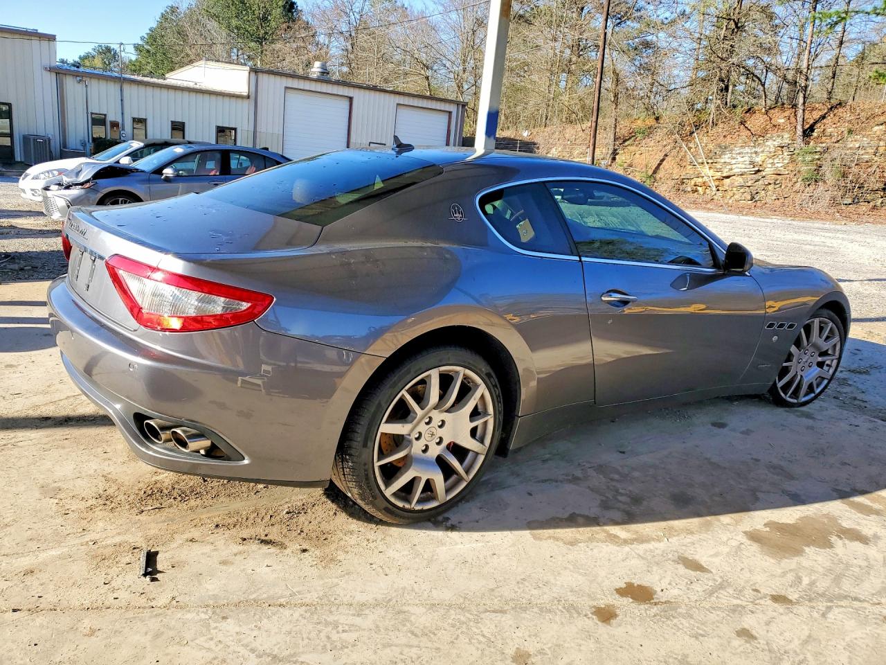 2010 Maserati Granturismo Silver vin: ZAM45GLA8A0051615