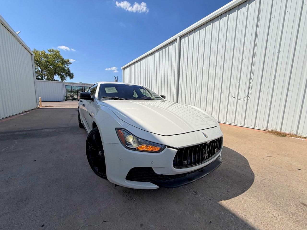2015 Maserati Ghibli White vin: ZAM57XSAXF1148865