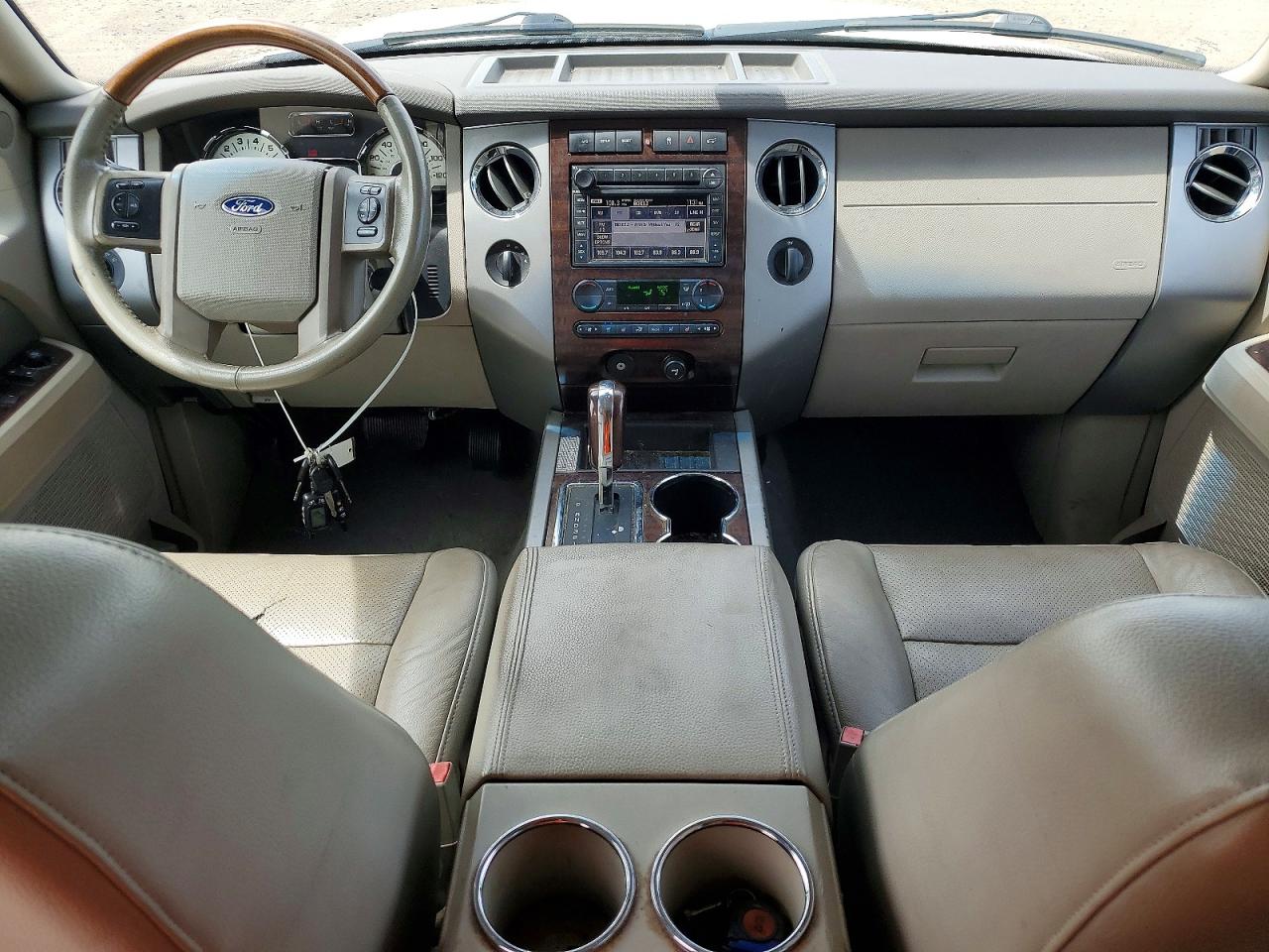 2007 Ford Expedition El Limited White vin: 1FMFK20567LA08197