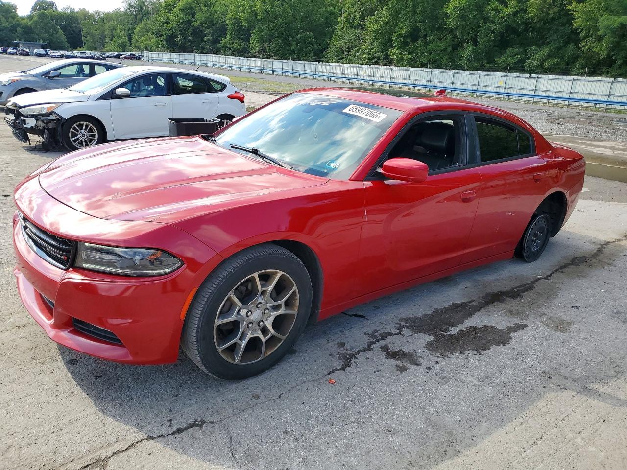 2015 Dodge Charger Sxt Red vin: 2C3CDXJG1FH801700