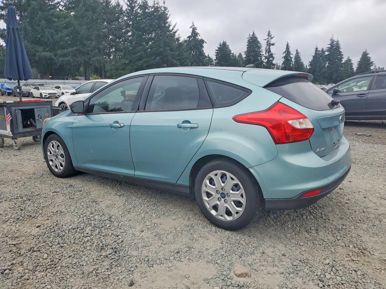 2012 Ford Focus Se Turquoise vin: 1FAHP3K24CL244533