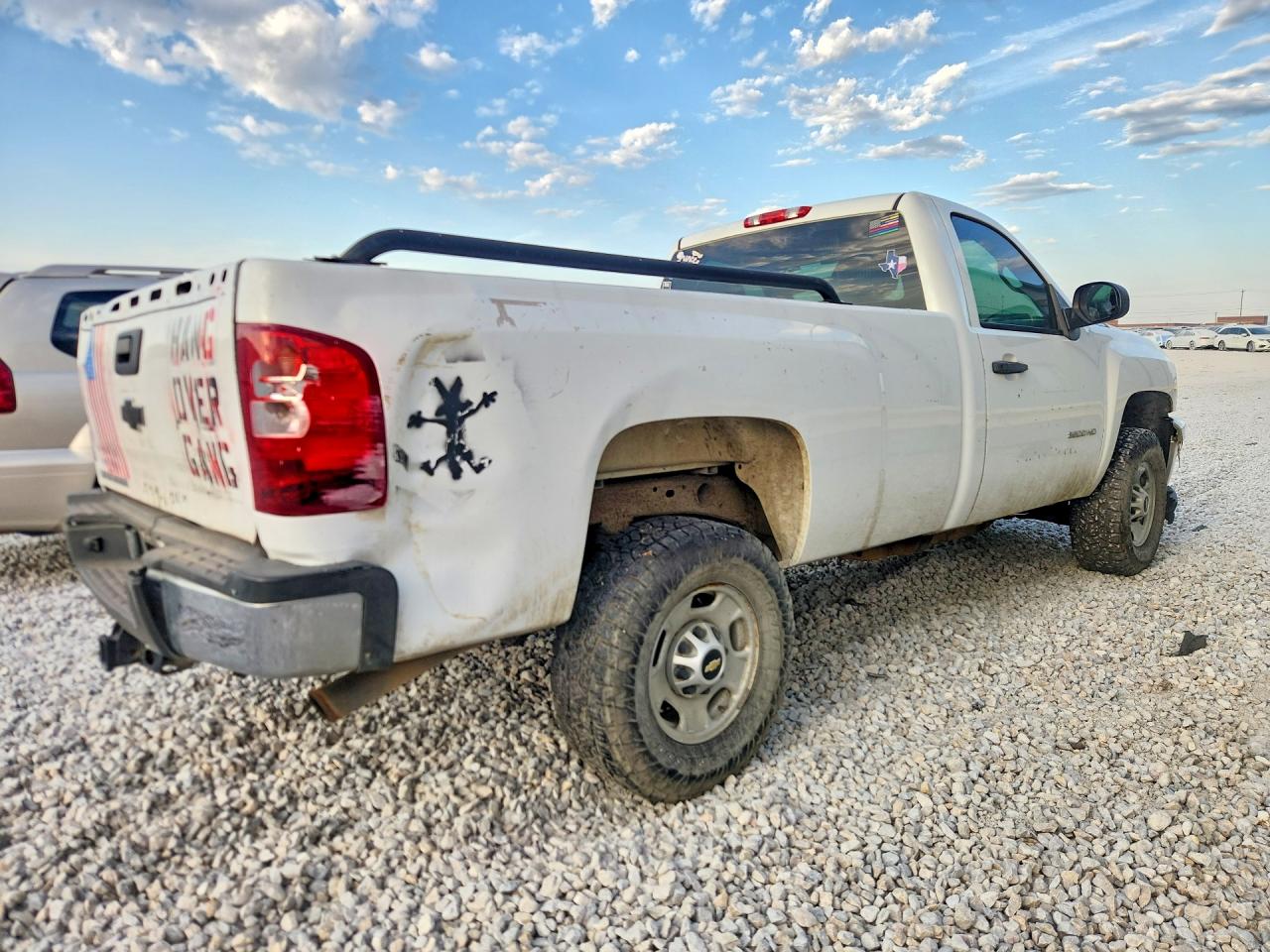 2013 Chevrolet Silverado C2500 Heavy Duty White vin: 1GC0CVCG5DF175067