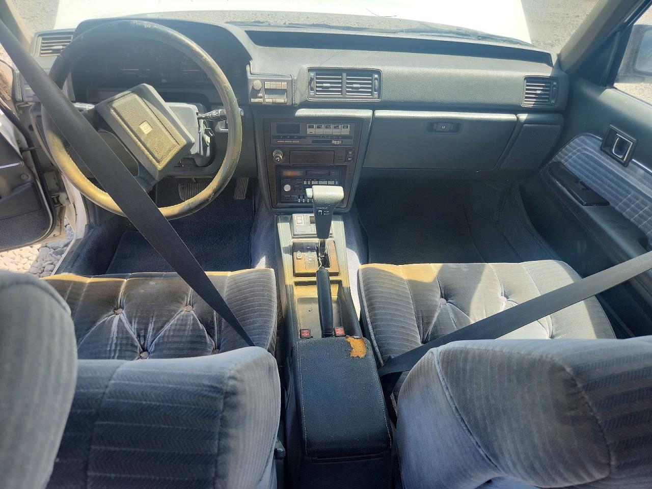 1986 Toyota Cressida Luxury White vin: JT2MX73E3G0058068