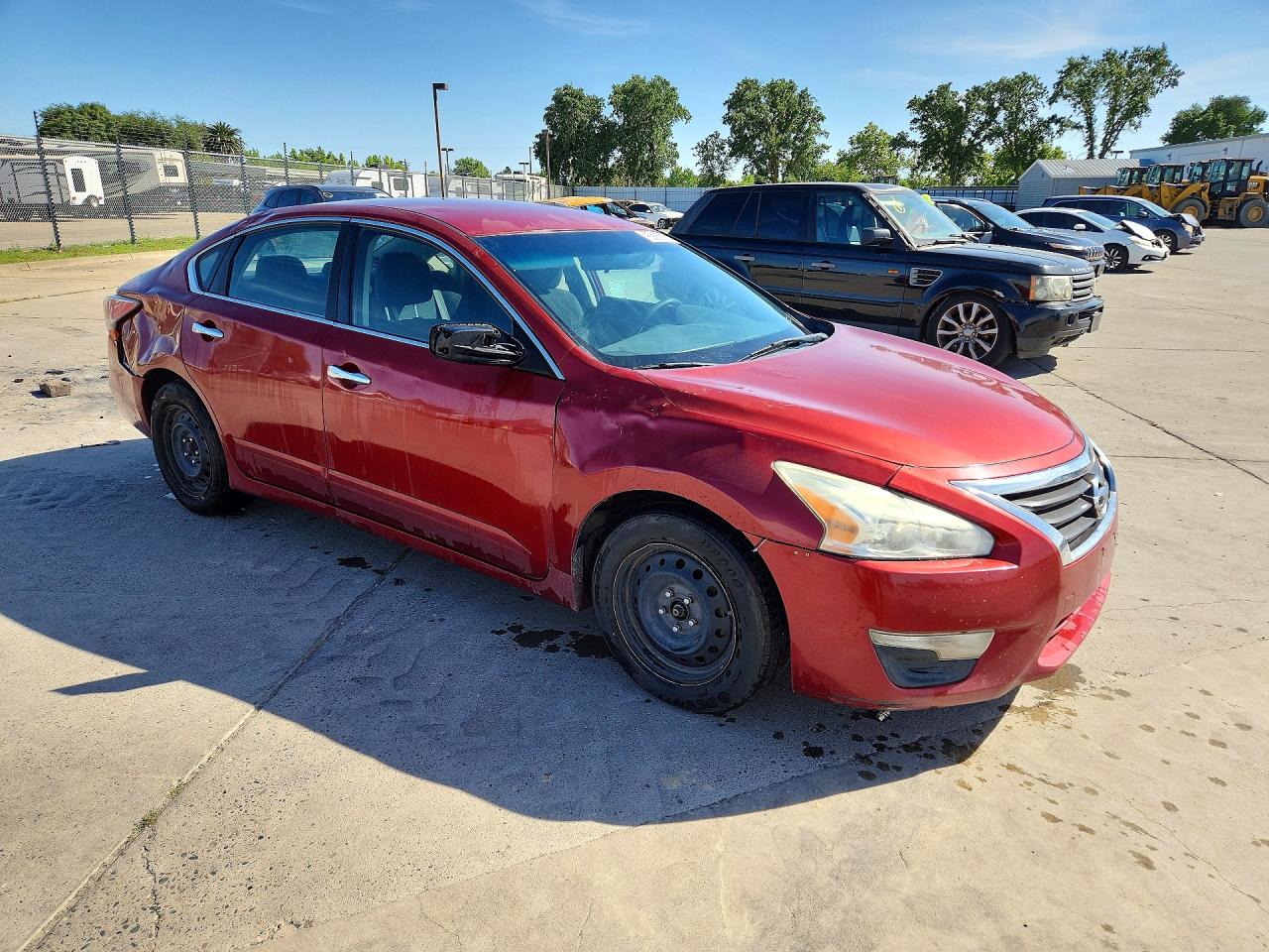 2015 Nissan Altima 2.5 S Maroon vin: 1N4AL3AP0FC499257