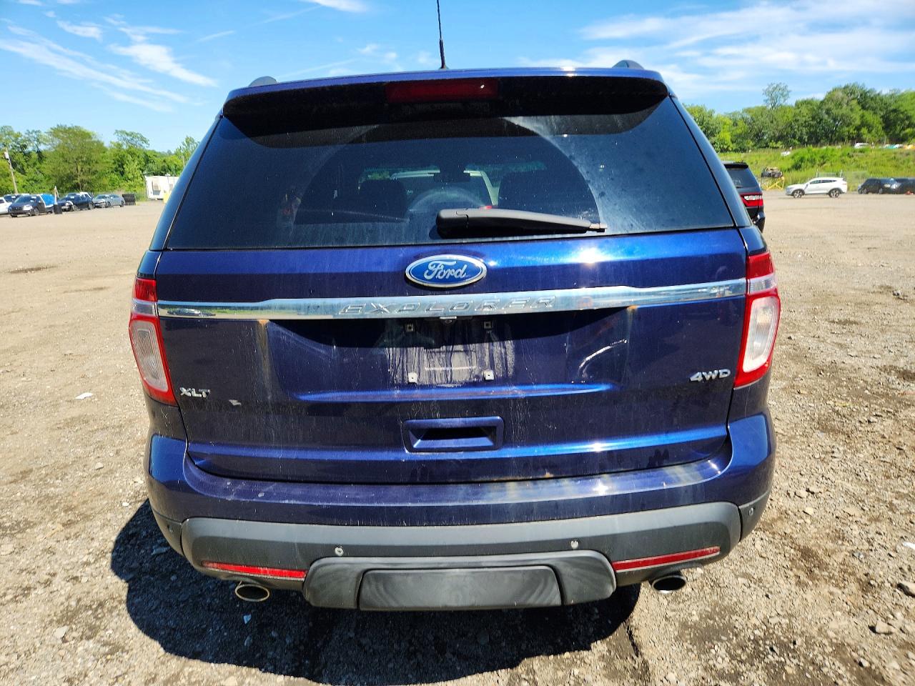 2011 Ford Explorer Xlt Синий vin: 1FMHK8D85BGA08483