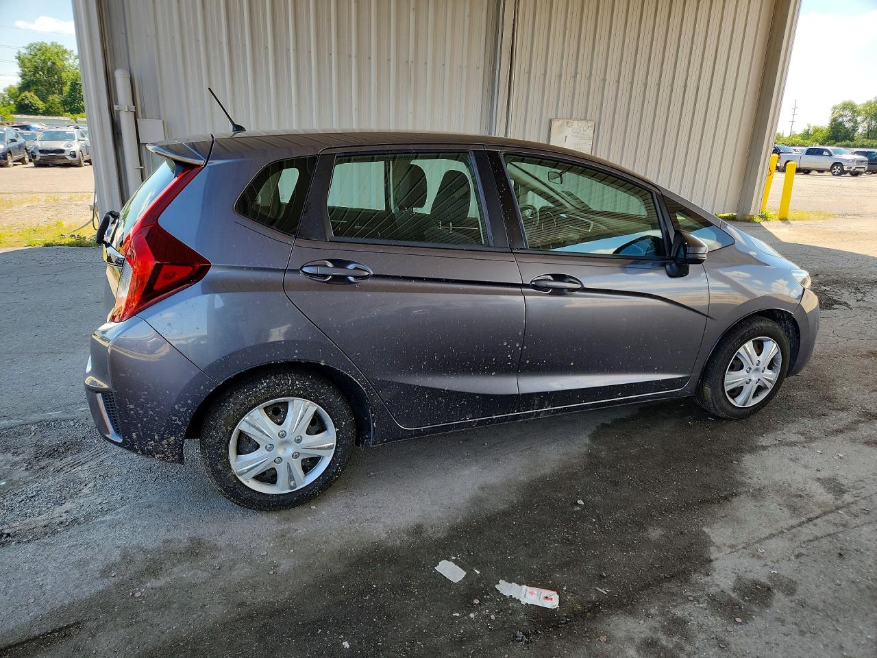 2015 Honda Fit Lx Gray vin: 3HGGK5H53FM716081