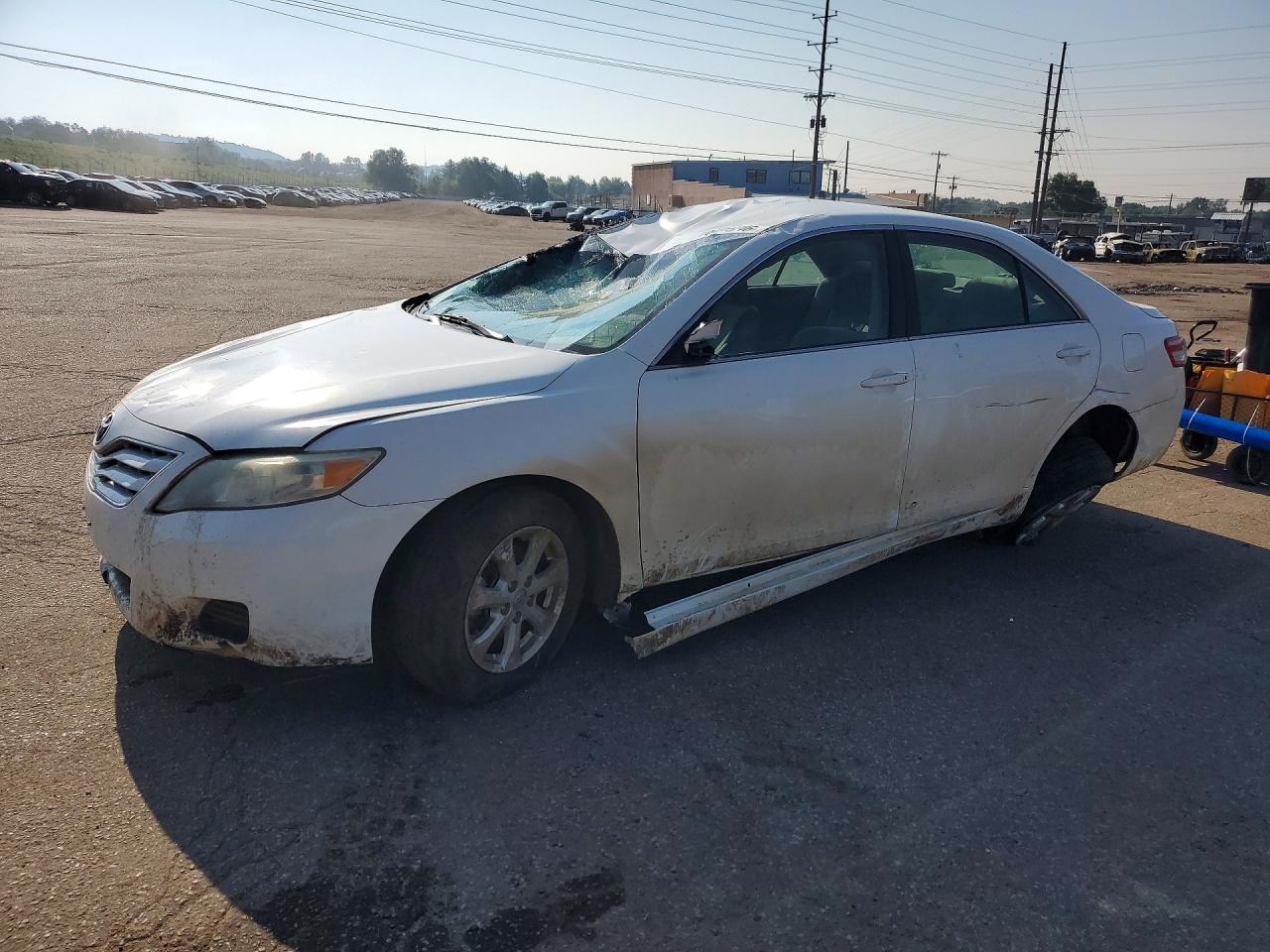 2010 Toyota Camry Le White vin: 4T4BF3EK8AR069517
