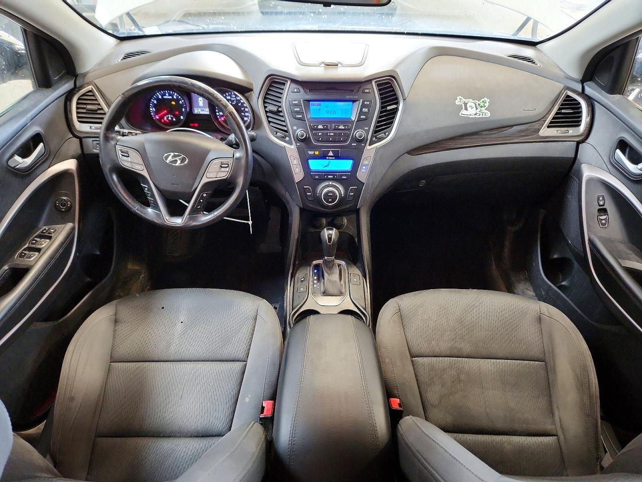 2015 Hyundai Santa Fe Sport White vin: 5XYZUDLB1FG273919