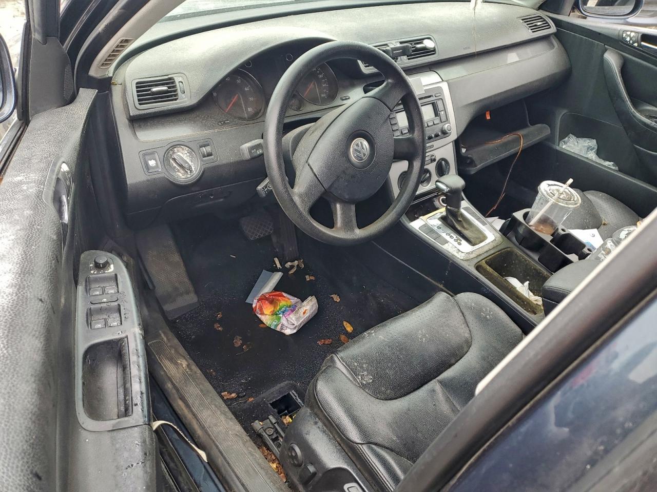 2006 Volkswagen Passat 2.0t Синий vin: WVWAK73C66P062337