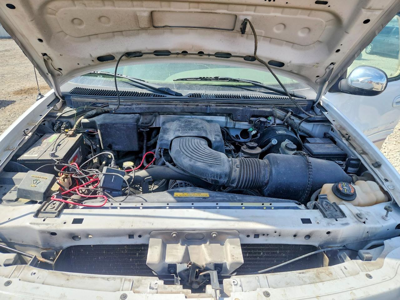 1997 Ford F250 White vin: 1FTFX28W7VKD42356