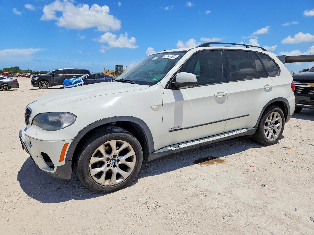 2011 Bmw X5 Xdrive35i White vin: 5UXZV4C56BL738232