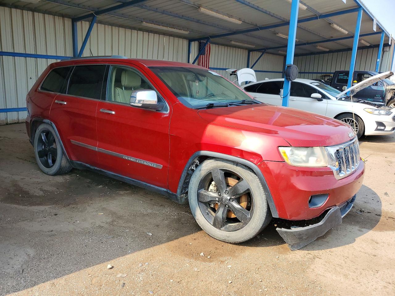 2011 Jeep Grand Cherokee Overland Red vin: 1J4RR6GTXBC596925