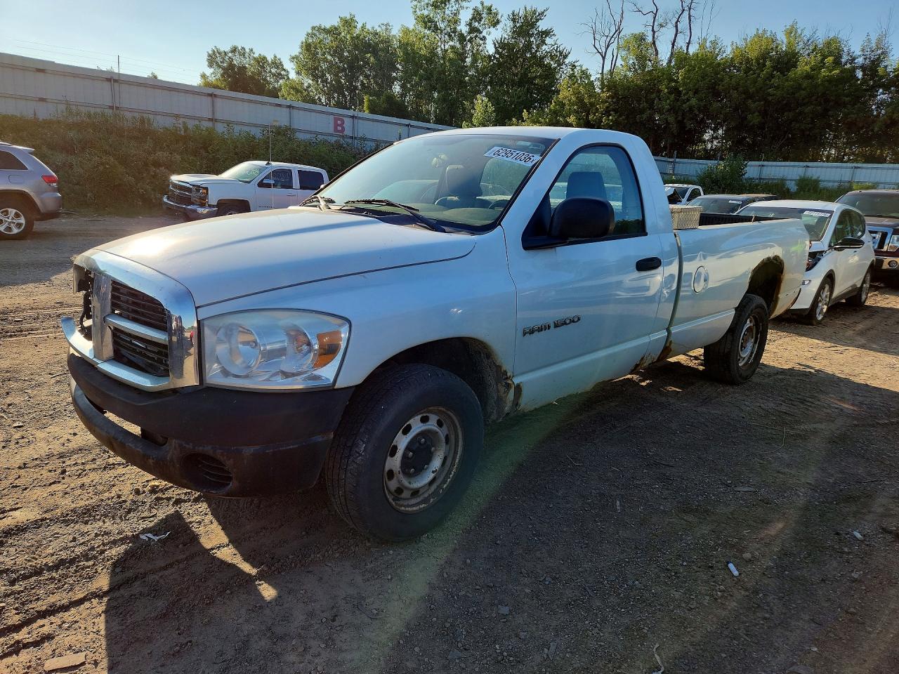 2007 Dodge Ram 1500 St White vin: 1D7HA16P47J593723