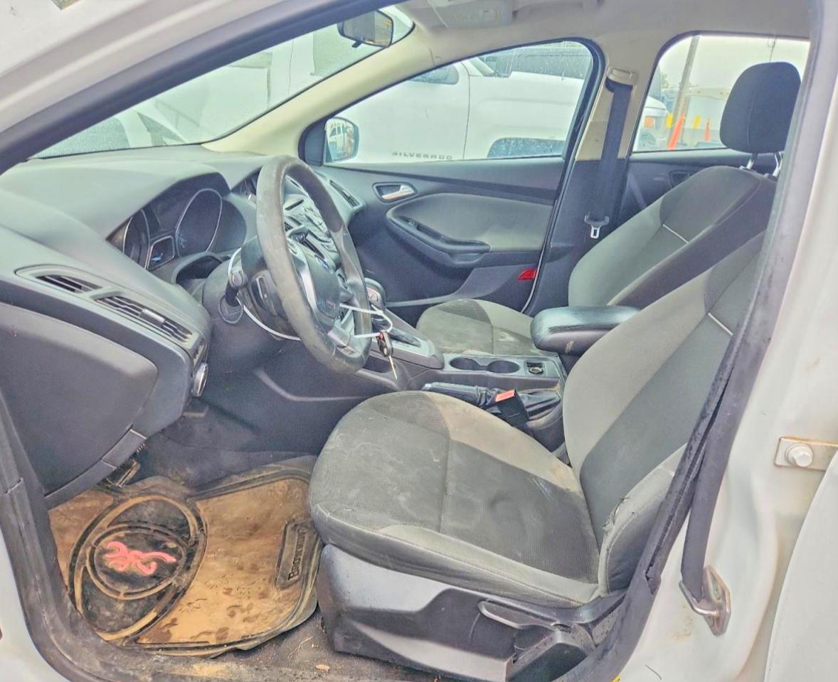 2012 Ford Focus Se White vin: 1FAHP3F21CL289276