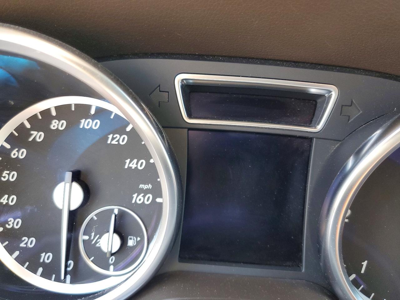 2015 Mercedes-benz Ml 250 Bluetec Черный vin: 4JGDA0EB9FA473838