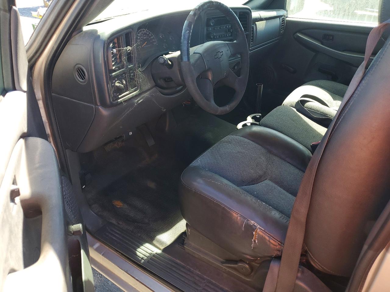 2006 Chevrolet Silverado C2500 Heavy Duty Tan vin: 1GCHC24U86E218766