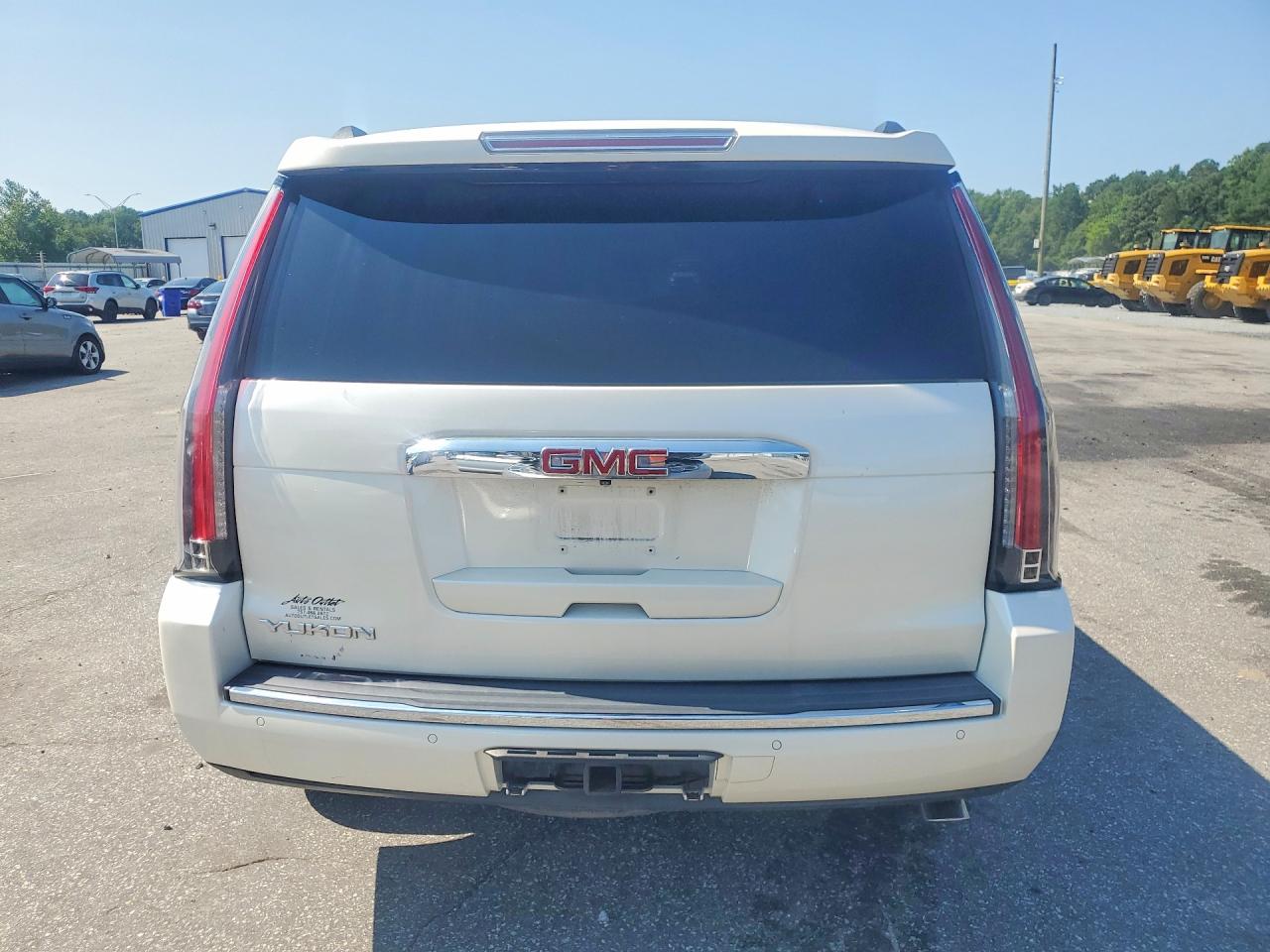 2015 Gmc Yukon Denali Cream vin: 1GKS2CKJ1FR163405