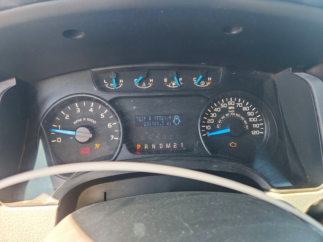 2013 Ford F150 Super Cab White vin: 1FTFX1EF4DKF16140