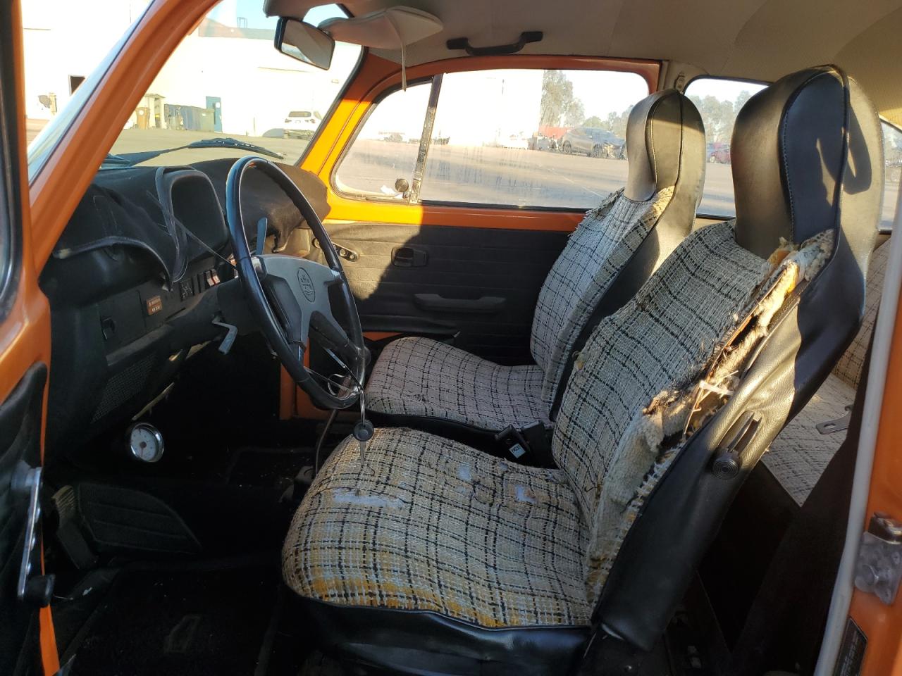 1974 Volkswagen Beetle Orange vin: 1342101235
