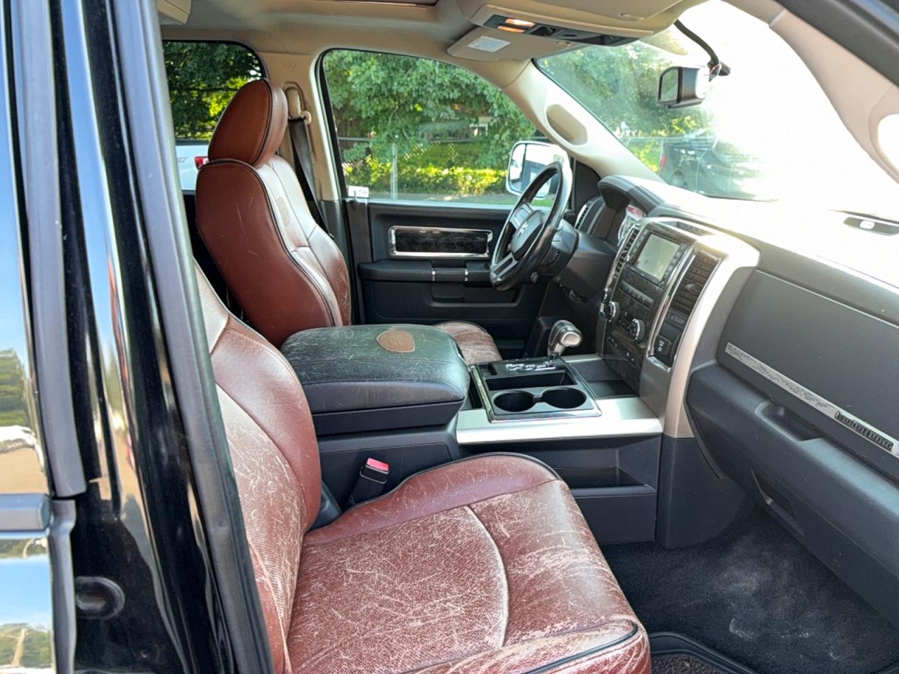 2011 Dodge Ram 1500 Black vin: 1D7RV1CT8BS624808