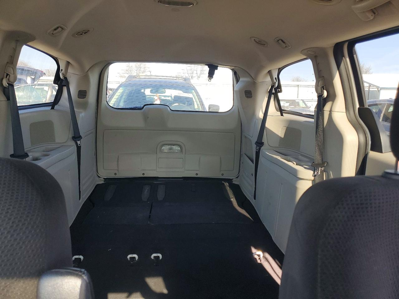 2013 Dodge Grand Caravan Sxt White vin: 2C4RDGCG7DR635970
