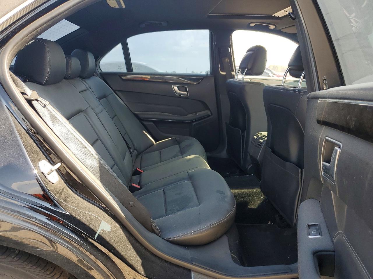 2014 Mercedes-benz E 350 Black vin: WDDHF5KBXEA777581