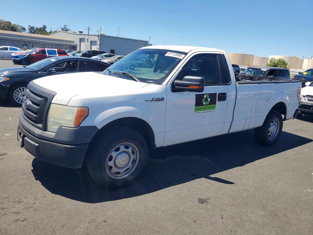 2010 Ford F150 White vin: 1FTMF1CW1AKE17137