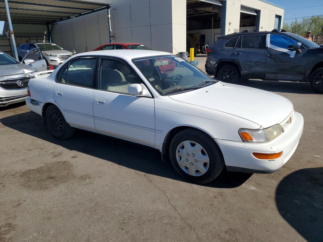 1997 Toyota Corolla Dx Белый vin: 1NXBB02E9VZ515263