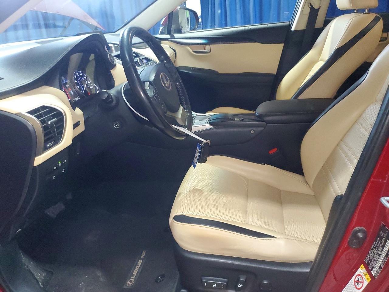 2015 Lexus Nx 200t Maroon vin: JTJBARBZ1F2035971