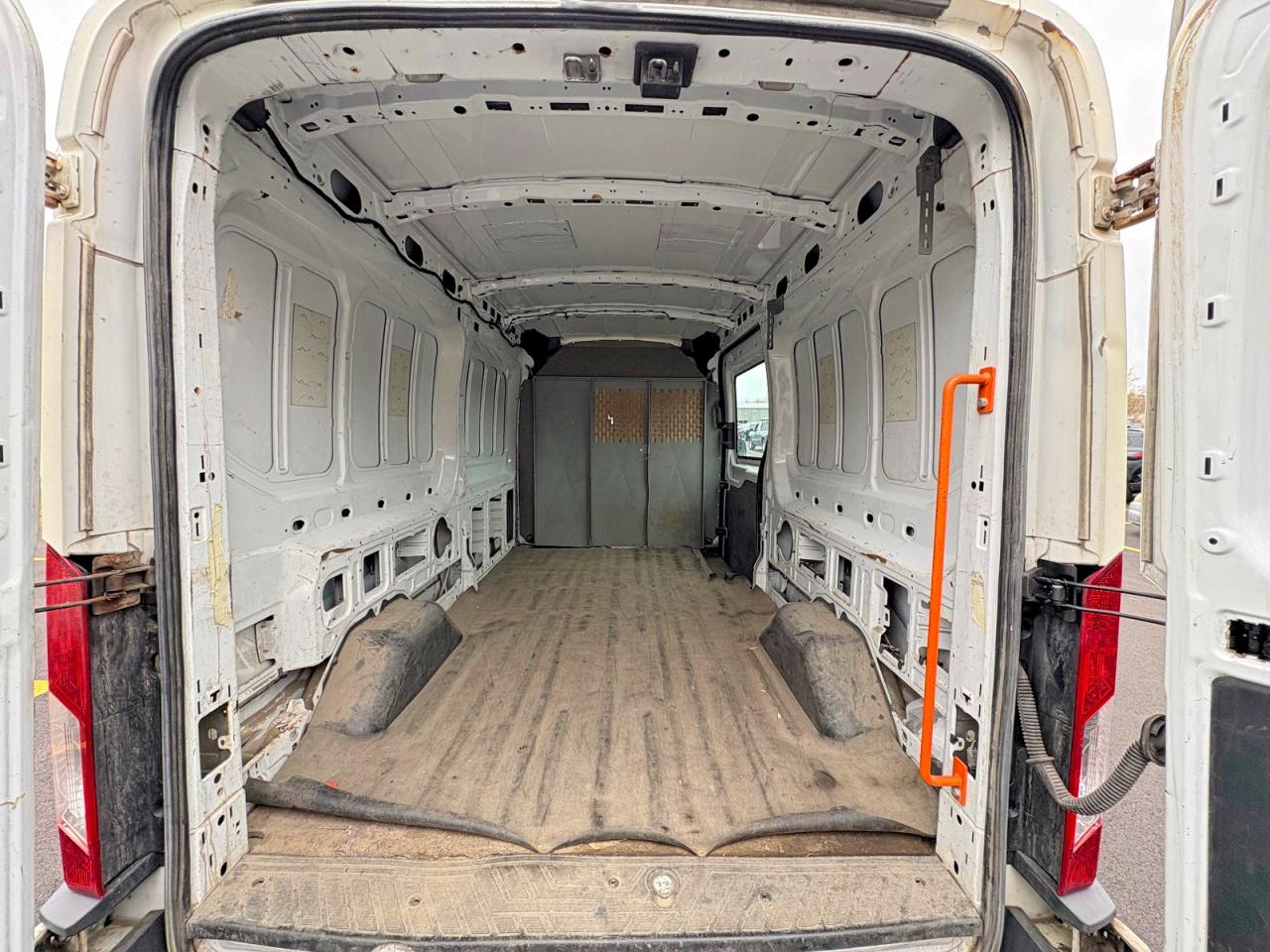 2015 Ford Transit T-250 Белый vin: 1FTNR2CM3FKA00707