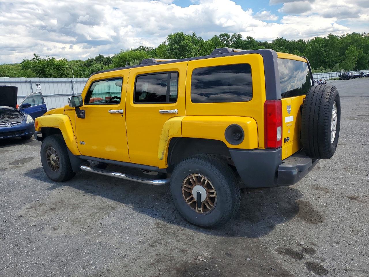 2006 Hummer H3 Yellow vin: 5GTDN136068109229