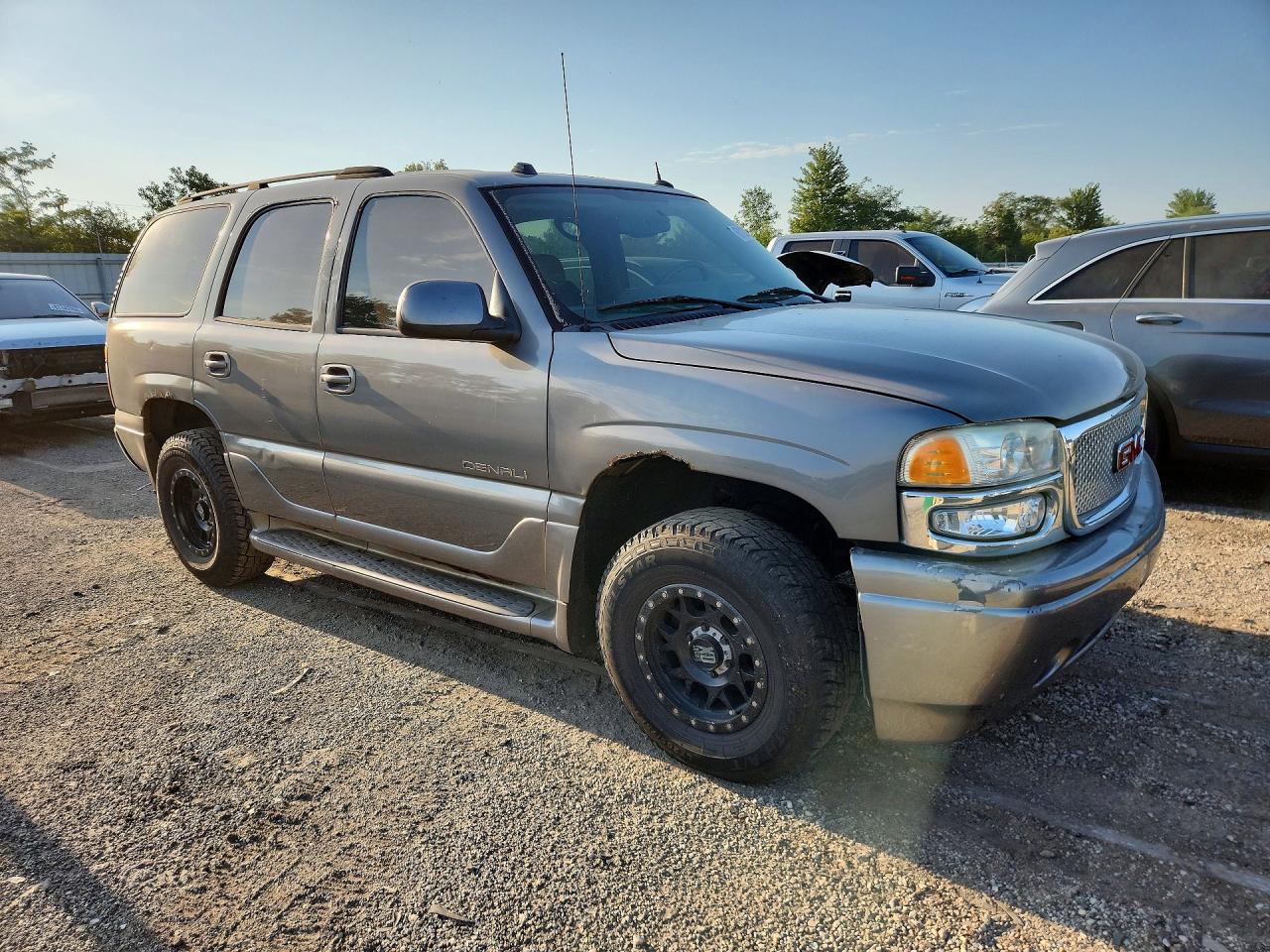 2005 Gmc Yukon Denali Gray vin: 1GKEK63U55J117452