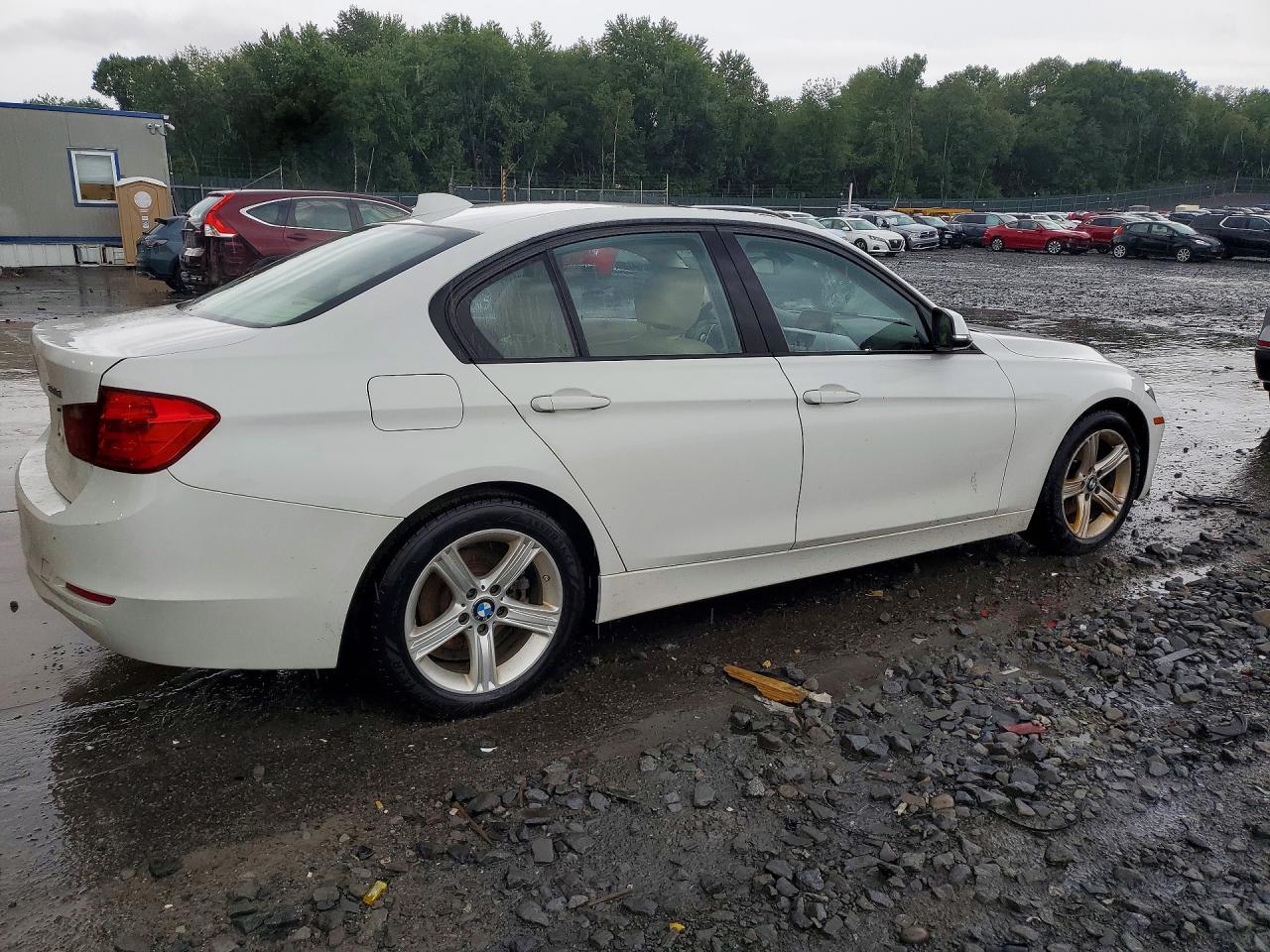 2013 Bmw 328 Xi Sulev White vin: WBA3B5C50DF592396