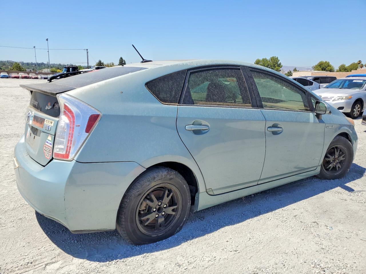 2012 Toyota Prius Three Teal vin: JTDKN3DU3C1611373