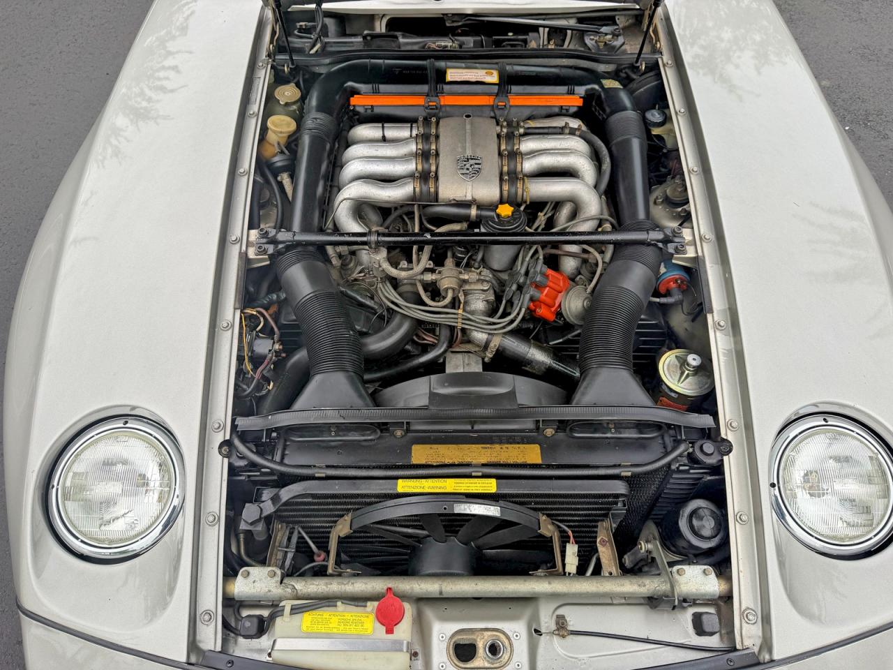 1982 Porsche 928 Silver vin: WP0JA092XCS820309