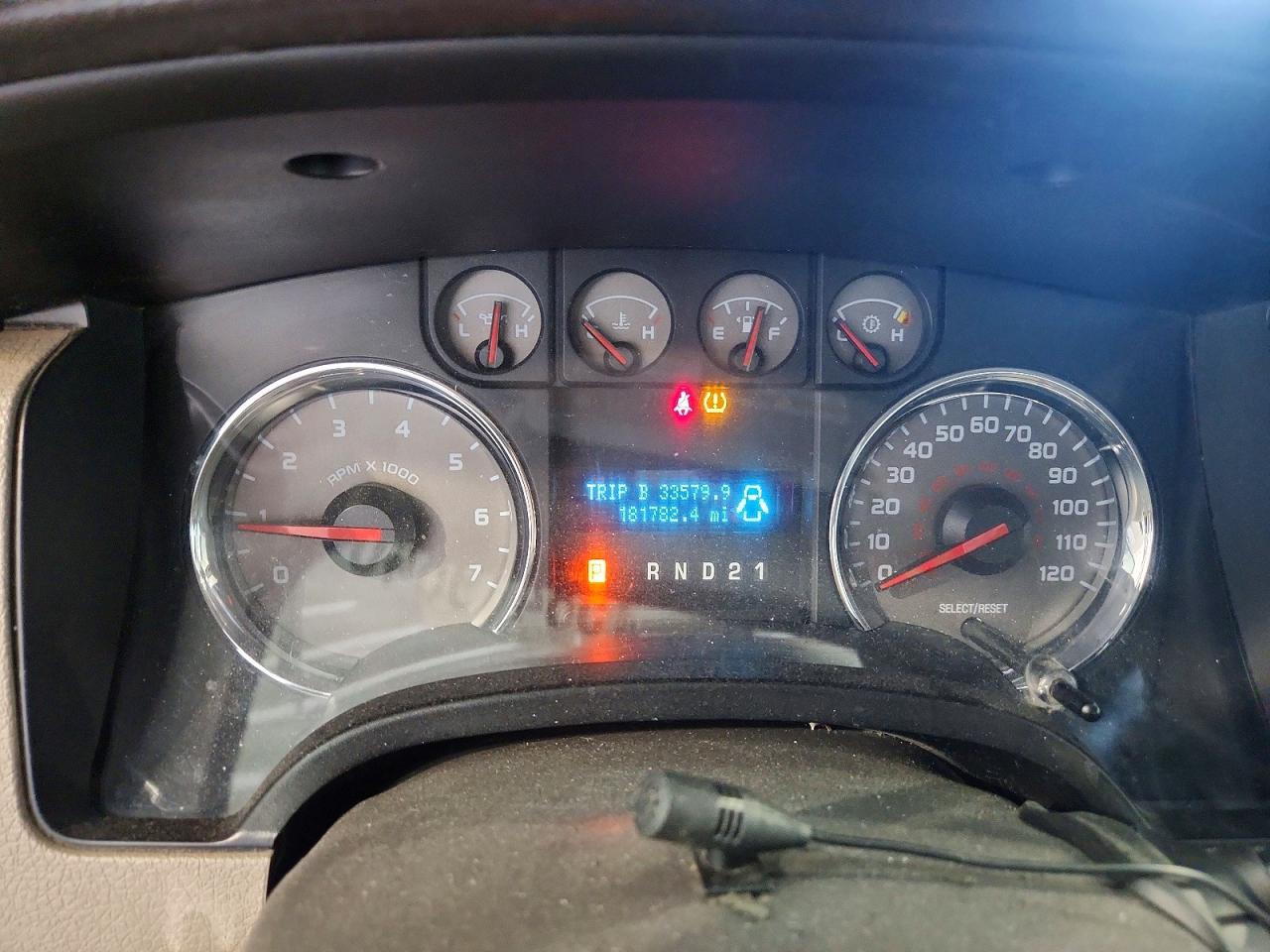 2009 Ford F150 White vin: 1FTRF12W89KA34718