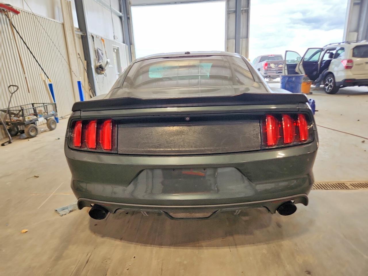 2015 Ford Mustang Charcoal vin: 1FA6P8TH9F5305424