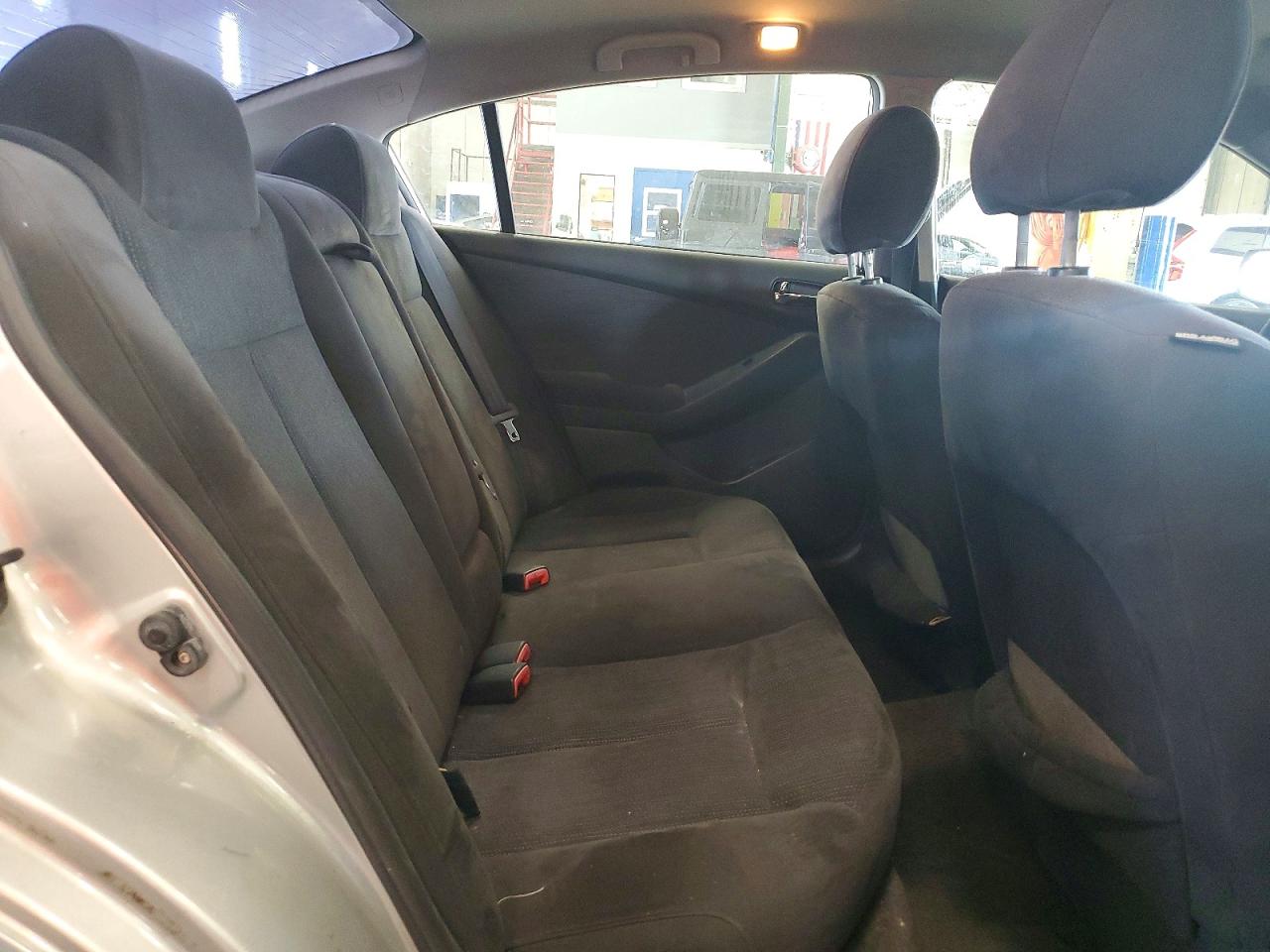 2010 Nissan Altima 2.5 Silver vin: 1N4AL2APXAN454866