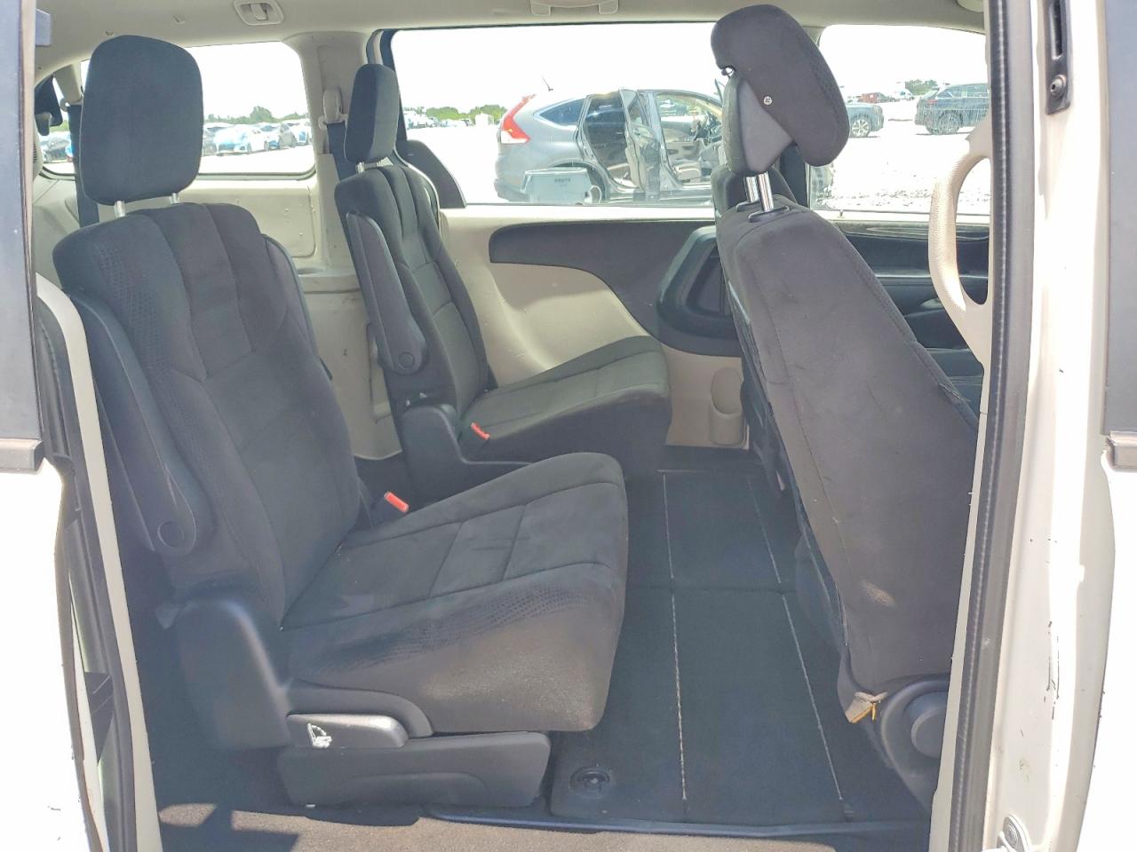 2012 Dodge Grand Caravan Se White vin: 2C4RDGBG8CR415110
