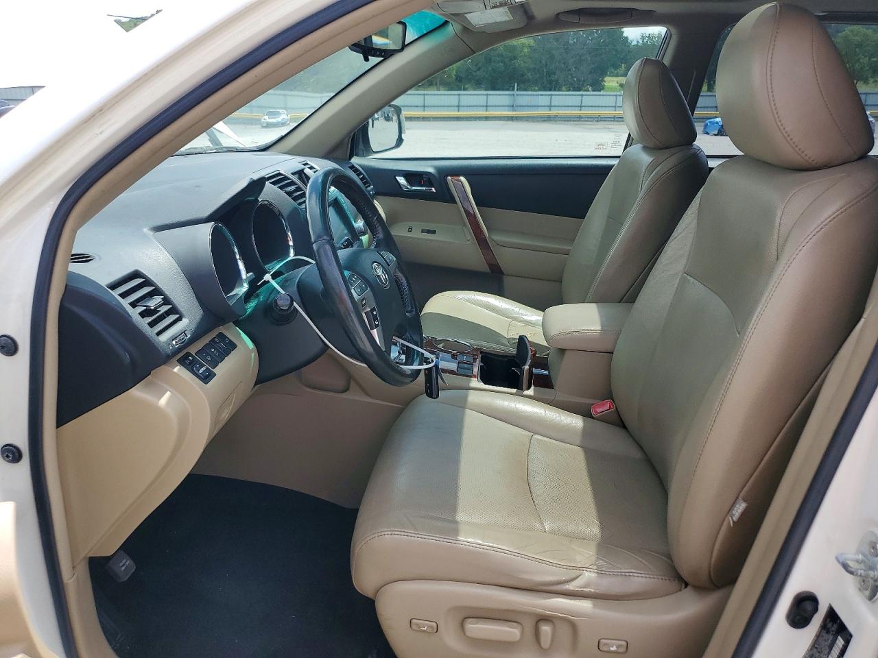 2012 Toyota Highlander Limited White vin: 5TDYK3EH4CS060703