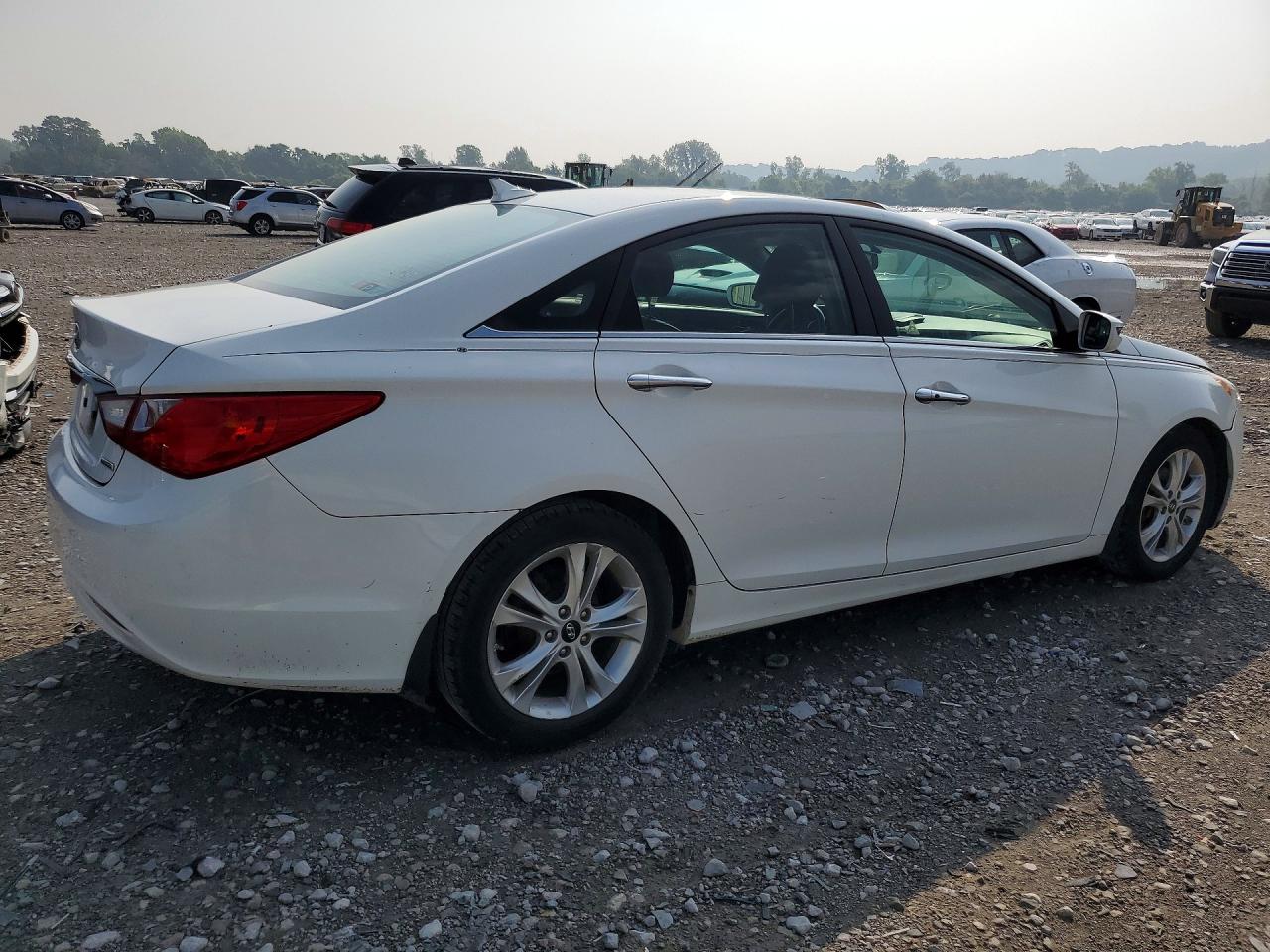 2011 Hyundai Sonata Limited White vin: 5NPEC4AC5BH275480
