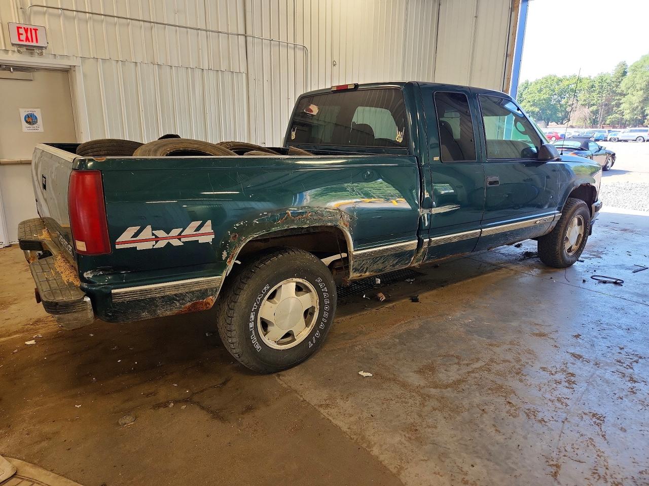 1998 Chevrolet Gmt-400 K1500 Green vin: 1GCEK19M6WR100328