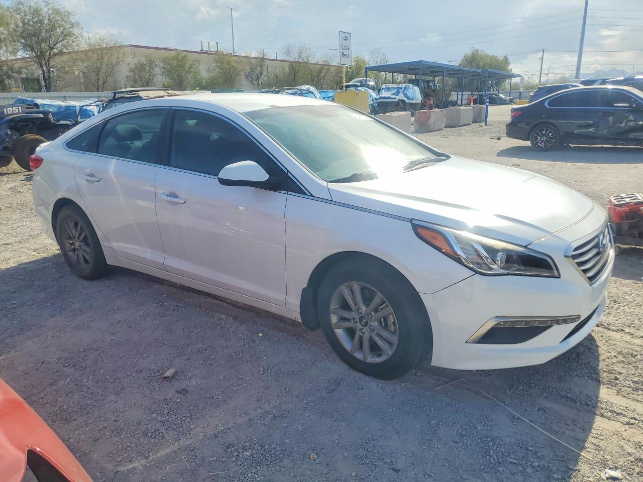 2015 Hyundai Sonata Se Белый vin: 5NPE24AF7FH148135