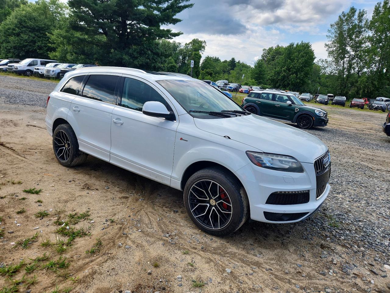 2015 Audi Q7 Prestige White vin: WA1DGAFE6FD023266