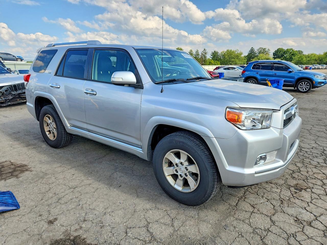 2010 Toyota 4runner Sr5 Silver vin: JTEBU5JR1A5017297