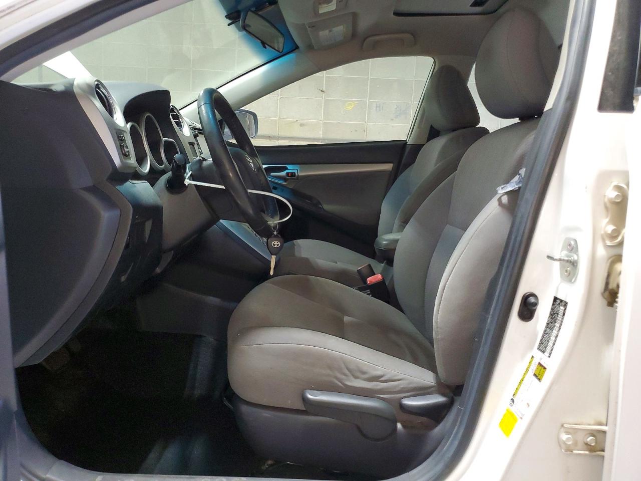 2013 Toyota Corolla Matrix S White vin: 2T1LE4EEXDC023338