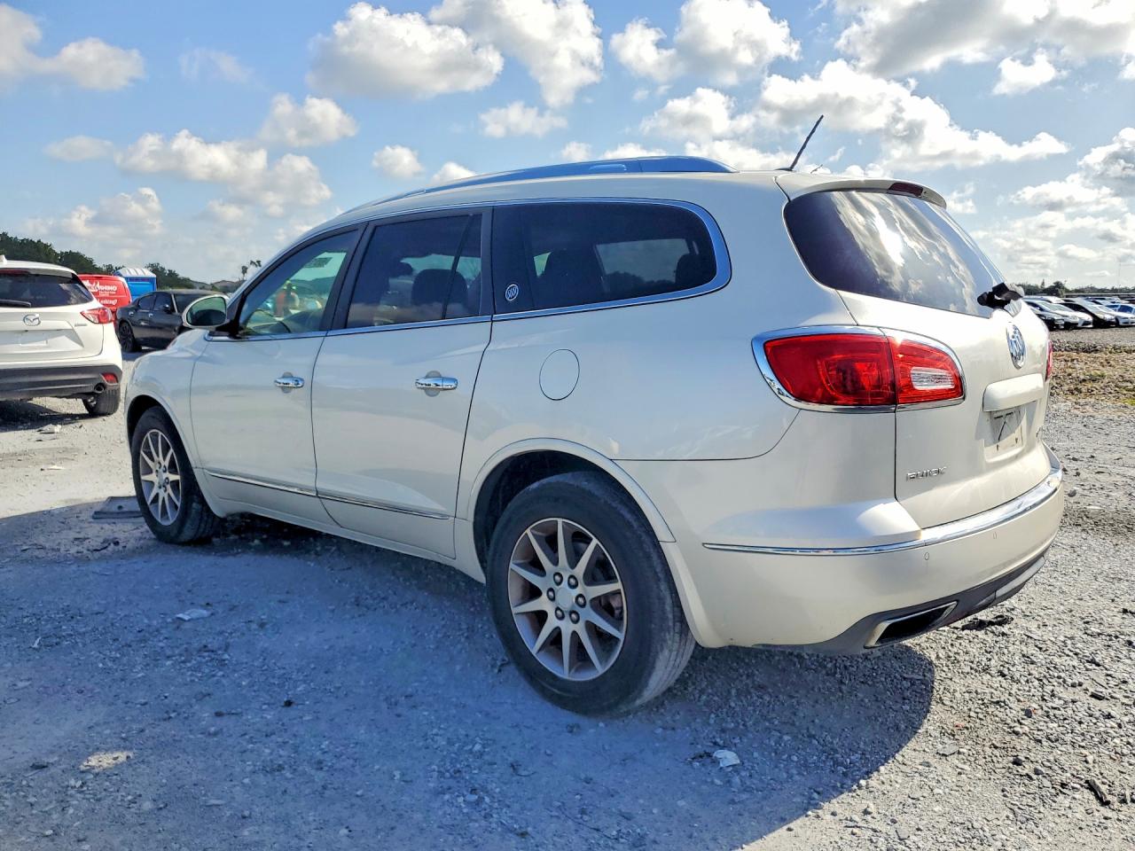 2014 Buick Enclave White vin: 5GAKRBKDXEJ327096