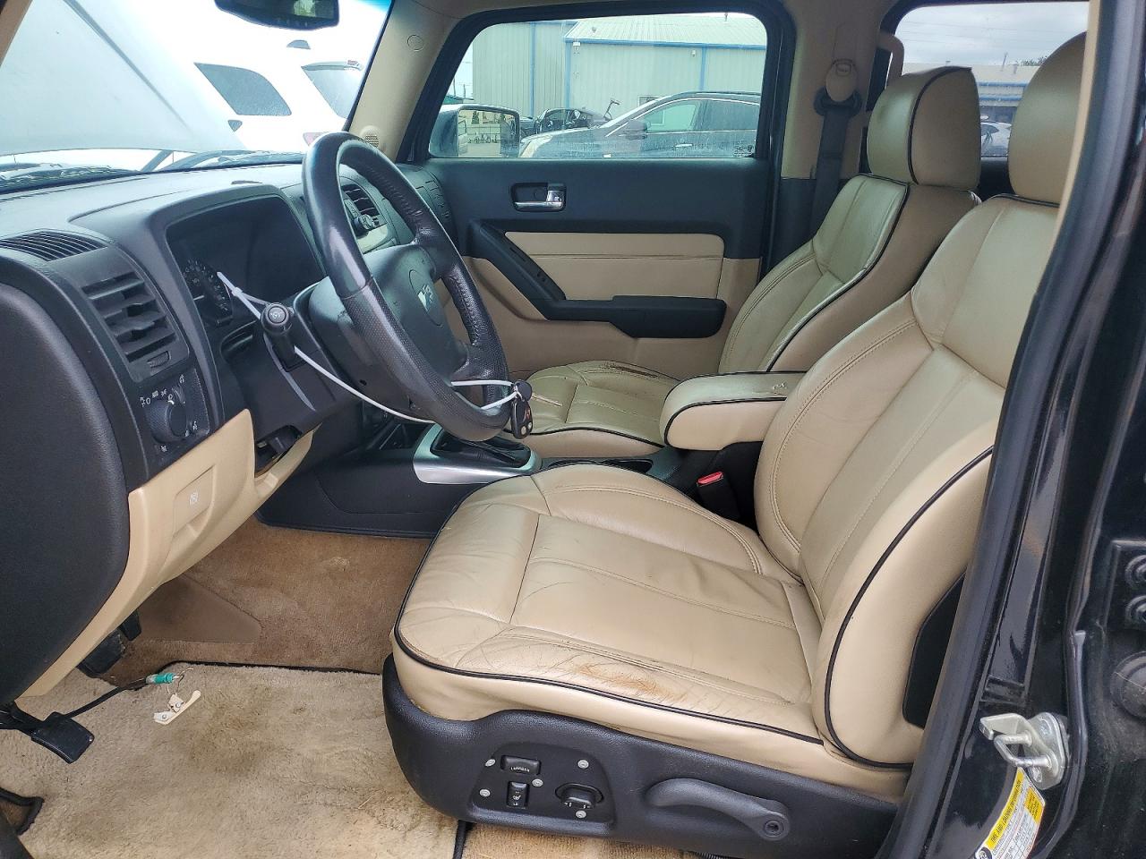 2010 Hummer H3 Luxury Черный vin: 5GTMNJEE0A8114962