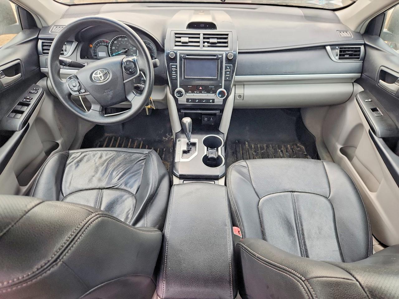 2012 Toyota Camry Le Silver vin: 4T4BF1FK4CR246926