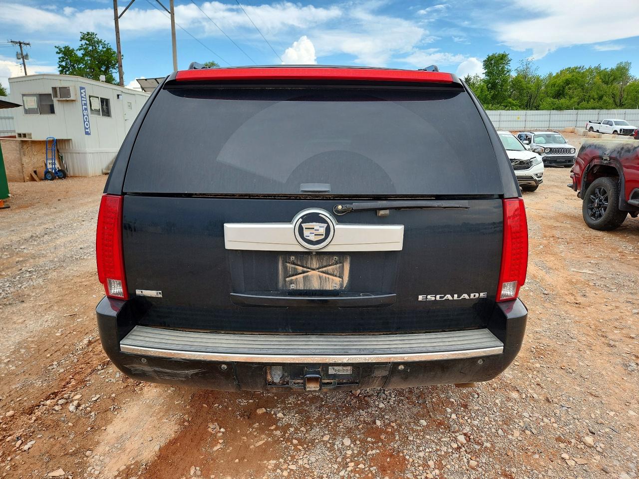 2010 Cadillac Escalade Premium Черный vin: 1GYUKCEF0AR229330